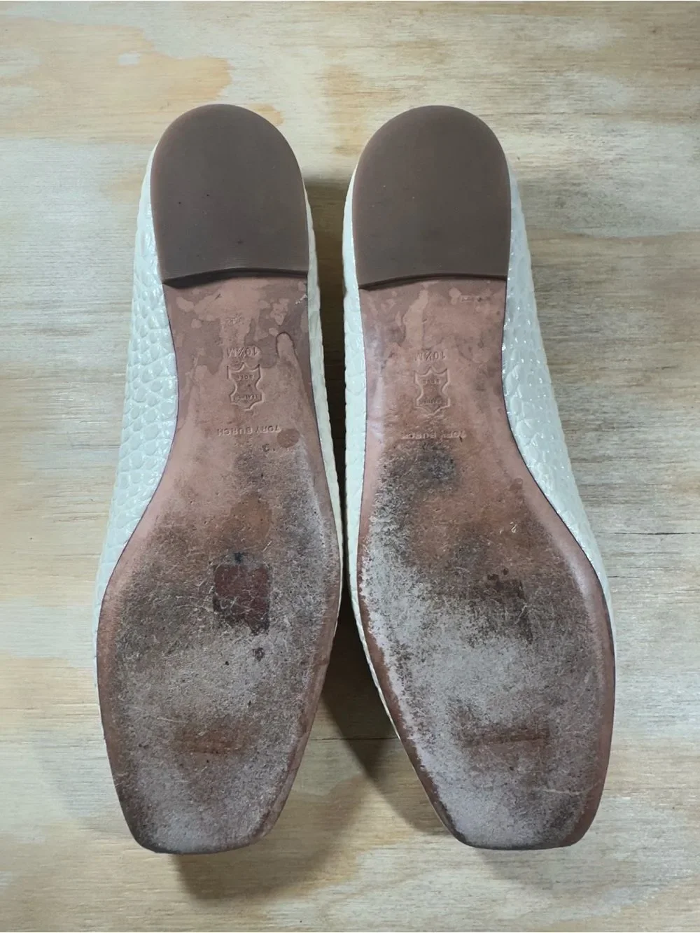 Tory Burch Cream Croc-Embossed Logo Ballet Flats Women’s Size 10.5